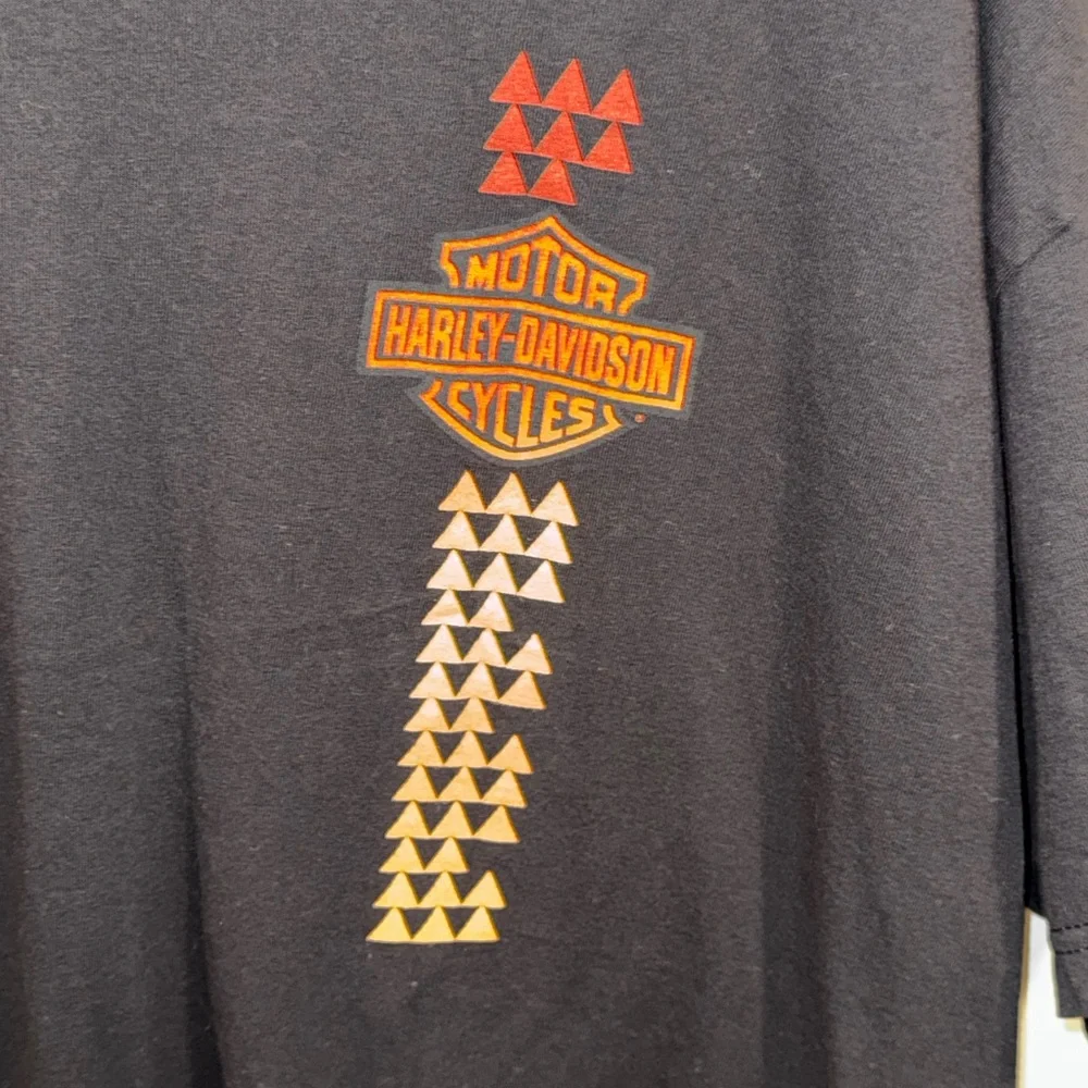 Harley-Davidson Honolulu Hawaii‎ Black Tee with Red and Yellow Design Men's XXL